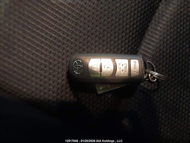 3MYDLBYV3GY130862 Toyota Yaris
