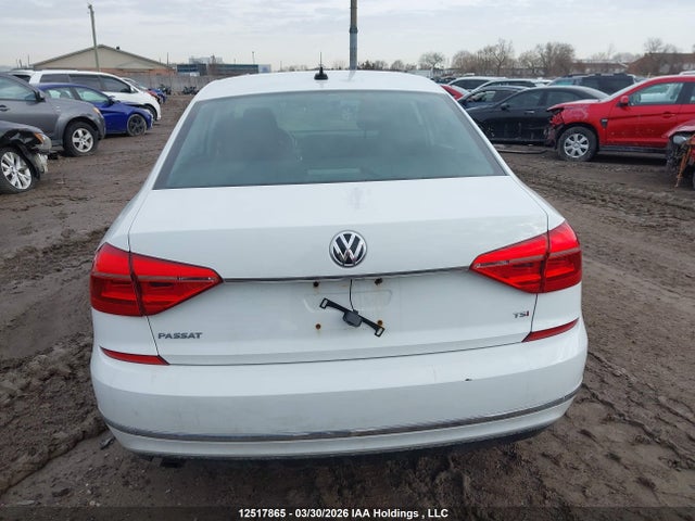 12517865 :رقم المزاد ، 1VWAS7A32GC056592 vin ، 2016 Volkswagen Passat مزاد بيع