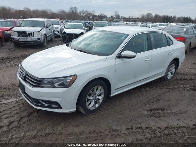 12517865 :رقم المزاد ، 1VWAS7A32GC056592 vin ، 2016 Volkswagen Passat مزاد بيع