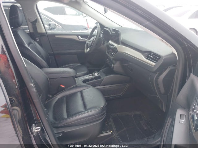 1FMCU9H66MUA41175 Ford ESCAPE SEL