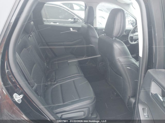 1FMCU9H66MUA41175 Ford ESCAPE SEL