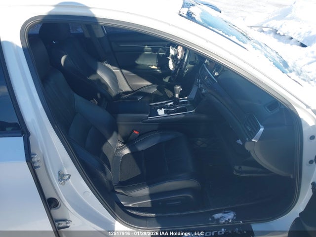 1HGCV1F99JA802683 Honda Accord