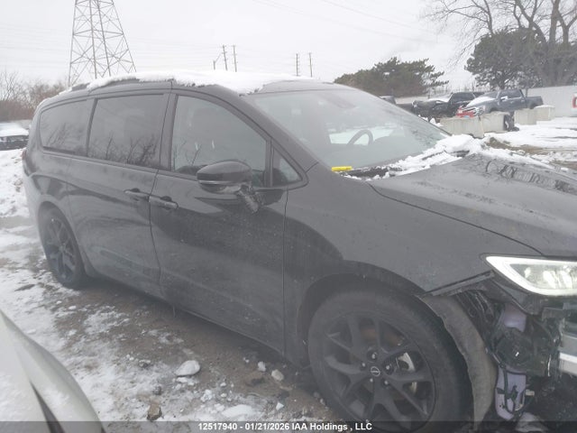 2C4RC1GG3SR582059 Chrysler Pacifica Limited