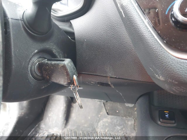 5YFBPMBE6NP362738 Toyota COROLLA LE