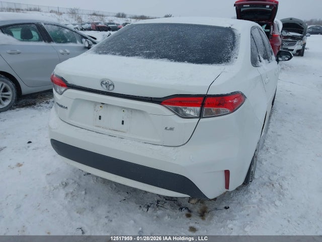 5YFBPMBE6NP362738 Toyota COROLLA LE