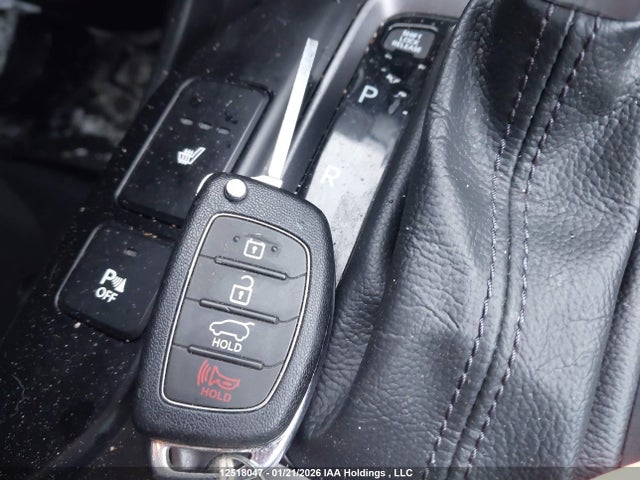 5XYZUDLB3FG281147 Hyundai Santa Fe Sport 2.4 Premium