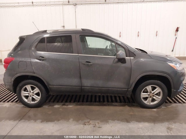 2018 Chevrolet Trax Lt მანქანა იყიდება აუქციონზე, vin: 3GNCJPSB9JL300357, აუქციონის ნომერი: 12518050