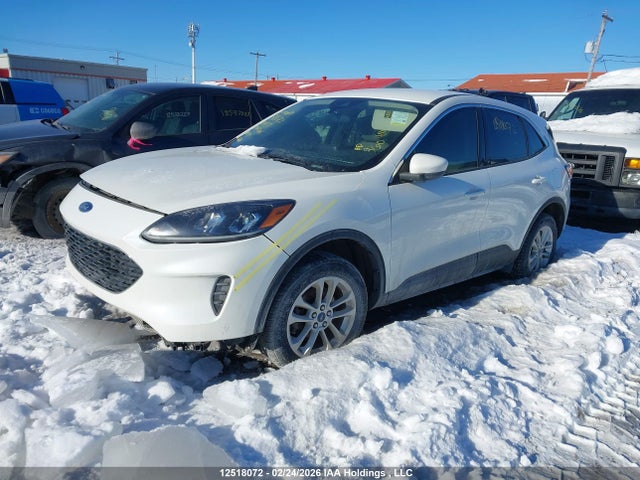 1FMCU9G6XLUC59135 Ford ESCAPE SE
