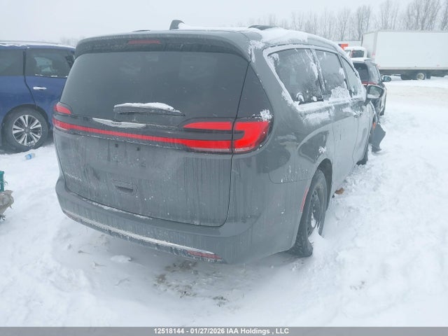 2C4RC1BG8NR202502 Chrysler Pacifica