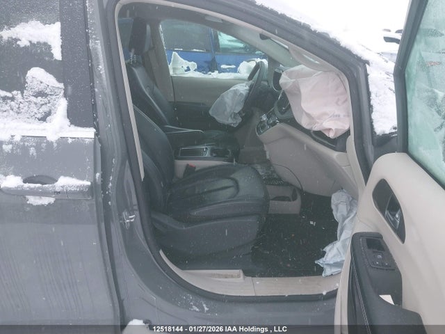 2C4RC1BG8NR202502 Chrysler Pacifica