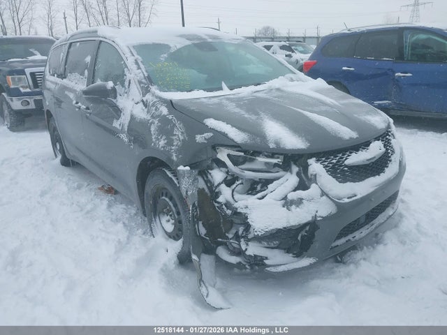 2C4RC1BG8NR202502 Chrysler Pacifica