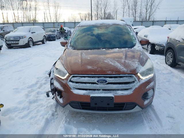1FMCU0GDXHUB93302 Ford Escape