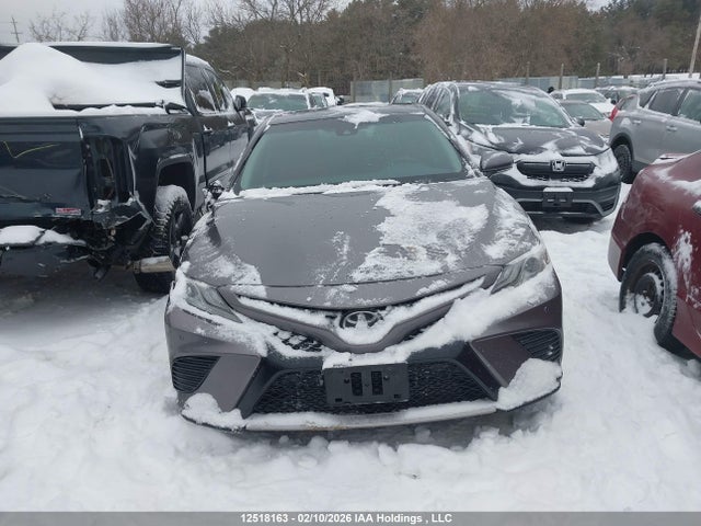 4T1B61HK1JU562000 Toyota CAMRY XSE
