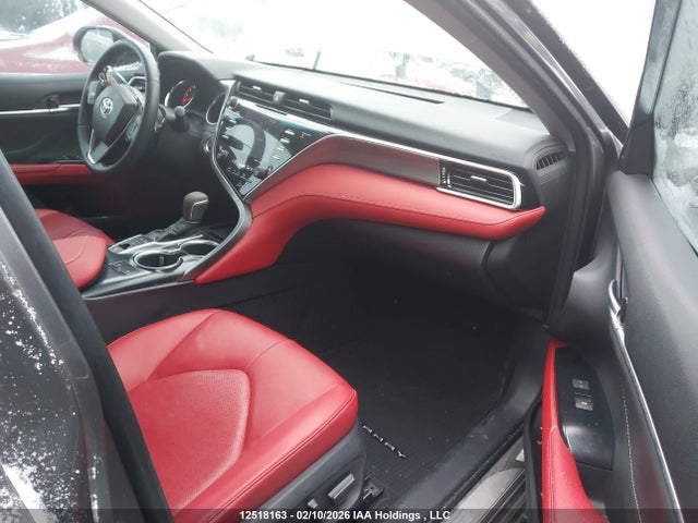 4T1B61HK1JU562000 Toyota CAMRY XSE