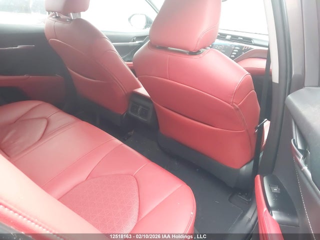 4T1B61HK1JU562000 Toyota CAMRY XSE