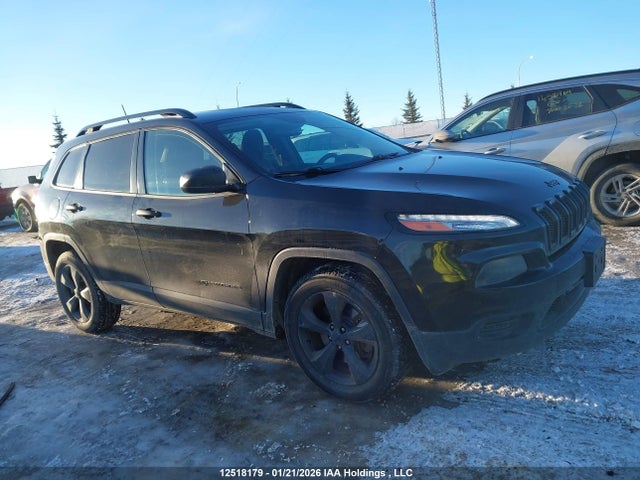 1C4PJMAB8GW352964 Jeep Cherokee Sport