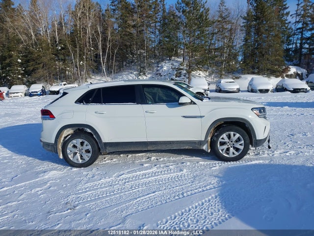 2021 Volkswagen Atlas Cross Sport მანქანა იყიდება აუქციონზე, vin: 1V2GC2CAXMC223381, აუქციონის ნომერი: 12518182