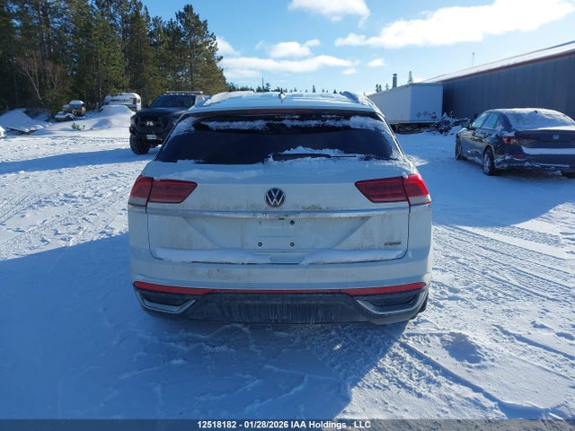 2021 Volkswagen Atlas Cross Sport მანქანა იყიდება აუქციონზე, vin: 1V2GC2CAXMC223381, აუქციონის ნომერი: 12518182