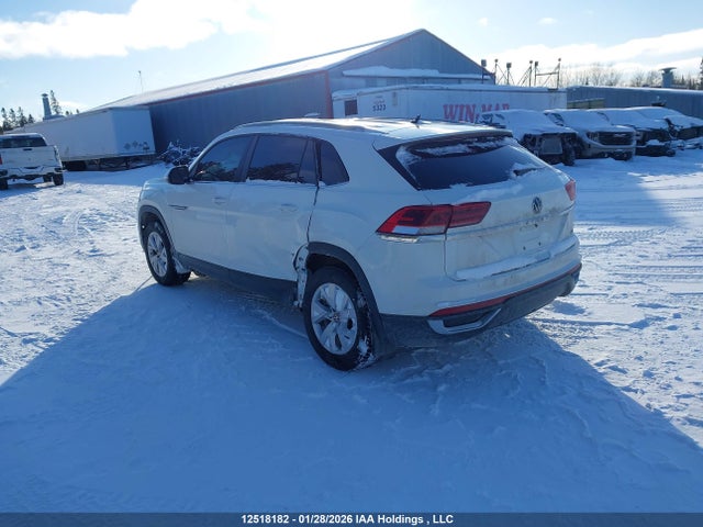 2021 Volkswagen Atlas Cross Sport მანქანა იყიდება აუქციონზე, vin: 1V2GC2CAXMC223381, აუქციონის ნომერი: 12518182