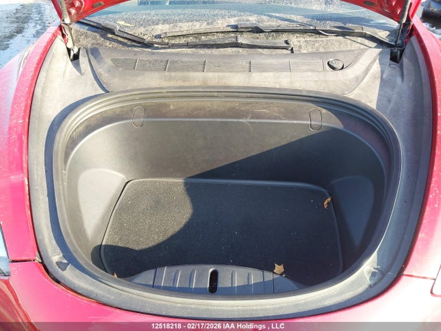 5YJ3E1EBXJF109583 Tesla MODEL 3