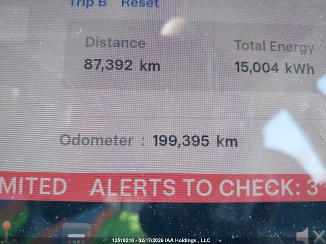5YJ3E1EBXJF109583 Tesla MODEL 3