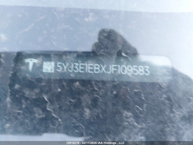 5YJ3E1EBXJF109583 Tesla MODEL 3