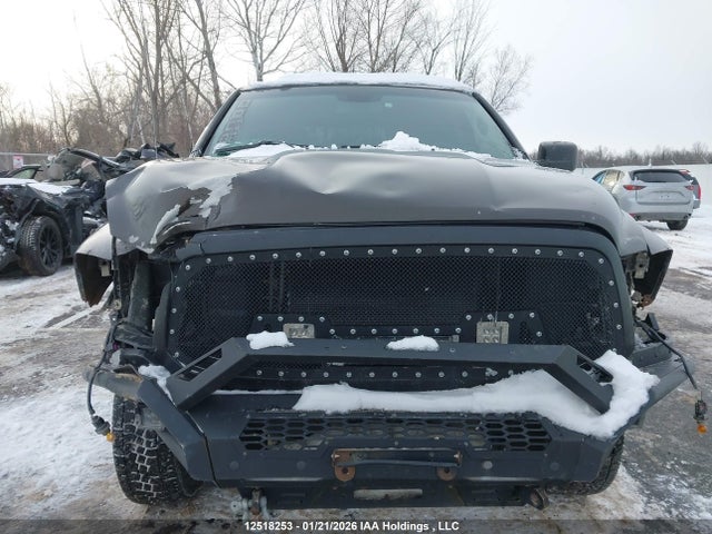 1C6RR7GG4ES449631 RAM 1500 Slt