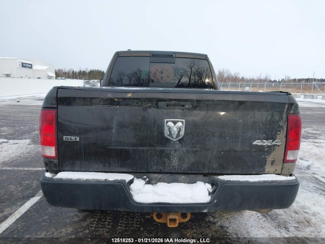 1C6RR7GG4ES449631 RAM 1500 Slt