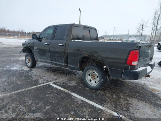 1C6RR7GG4ES449631 RAM 1500 Slt