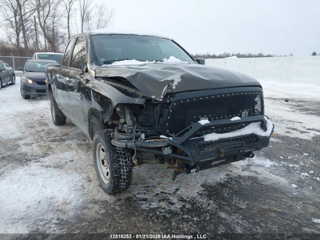 1C6RR7GG4ES449631 RAM 1500 Slt
