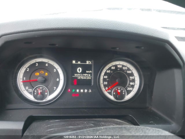 1C6RR7GG4ES449631 RAM 1500 Slt