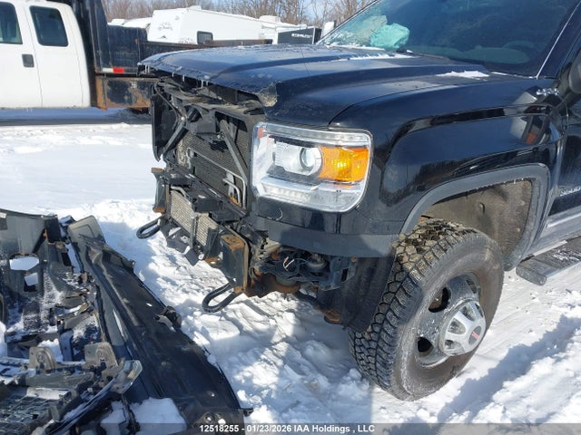 1GT42XC82GF125479 GMC Sierra 3500hd Slt