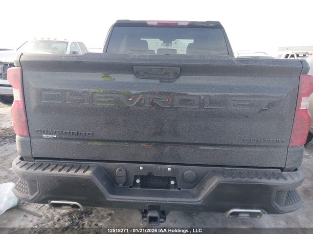 3GCUKCED4SG228879 Chevrolet Silverado K1500 Trail Boss Custom