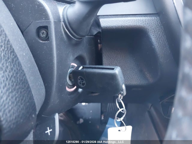 4T1G11AK7NU696224 Toyota CAMRY SE