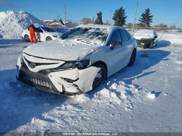 4T1G11AK7NU696224 Toyota CAMRY SE