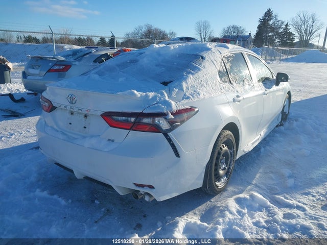 4T1G11AK7NU696224 Toyota CAMRY SE