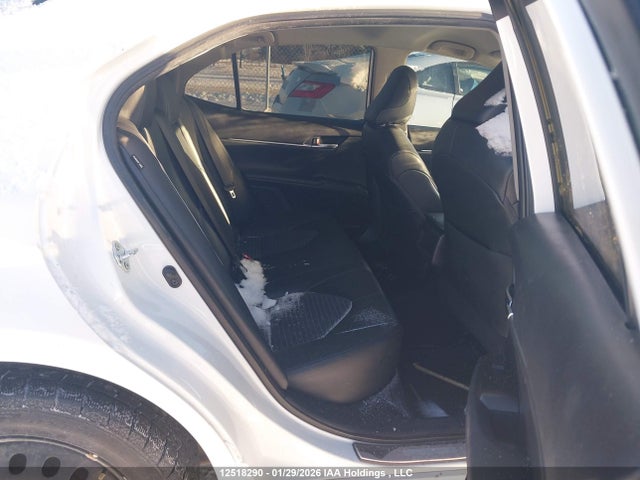 4T1G11AK7NU696224 Toyota CAMRY SE