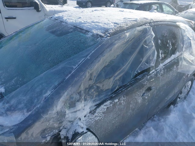JTDKDTB37F1583949 Toyota Prius