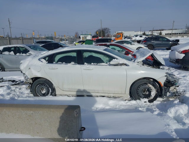 1C3CCCAB9FN735761 Chrysler 200 Limited