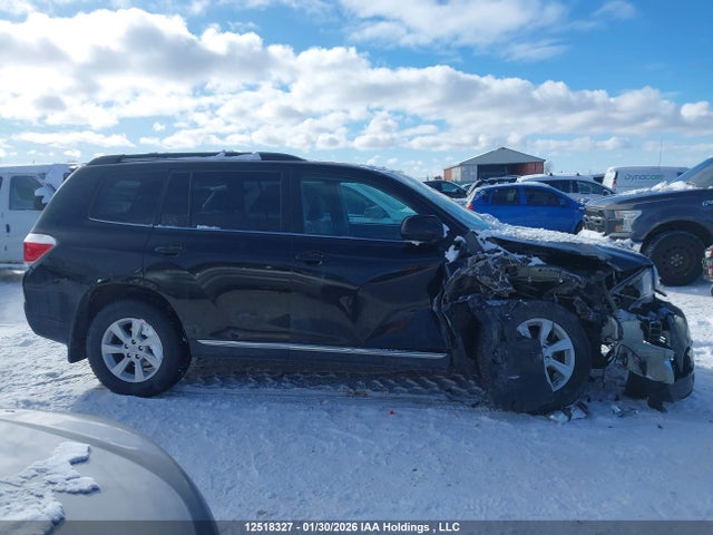 Aukcja sprzedaży 2013 Toyota Highlander V6, vin: 5TDBK3EH8DS276688, numer aukcji: 12518327
