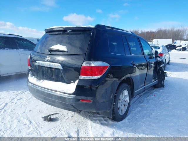 Aukcja sprzedaży 2013 Toyota Highlander V6, vin: 5TDBK3EH8DS276688, numer aukcji: 12518327