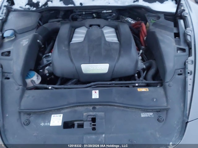 12518332 :رقم المزاد ، WP1AE2A2XCLA91720 vin ، 2012 Porsche Cayenne S Hybrid مزاد بيع