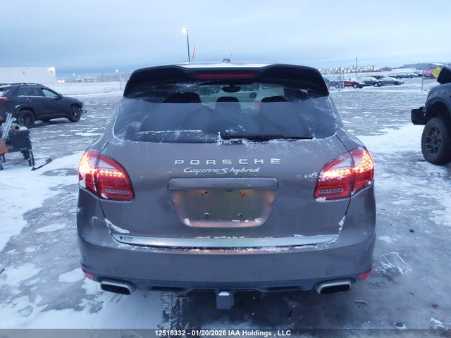 12518332 :رقم المزاد ، WP1AE2A2XCLA91720 vin ، 2012 Porsche Cayenne S Hybrid مزاد بيع