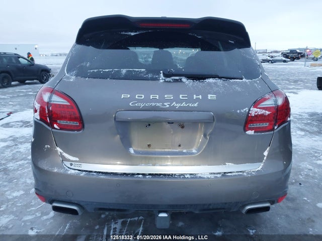 12518332 :رقم المزاد ، WP1AE2A2XCLA91720 vin ، 2012 Porsche Cayenne S Hybrid مزاد بيع