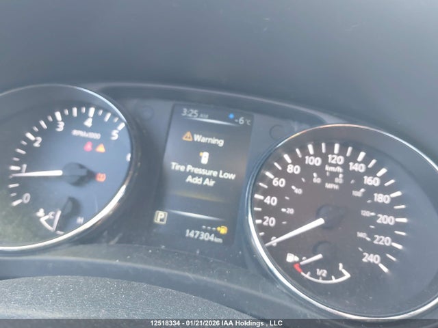 5N1AT2MV1HC802561 Nissan Rogue Sv/sl