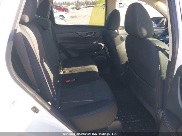 5N1AT2MV1HC802561 Nissan Rogue Sv/sl
