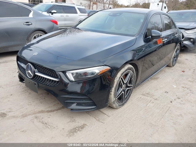 2020 Mercedes-benz A 220 4matic მანქანა იყიდება აუქციონზე, vin: WDD3G4FB0LW037355, აუქციონის ნომერი: 12518343