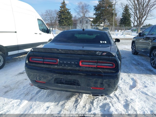 2C3CDZGG2JH179023 Dodge Challenger Gt