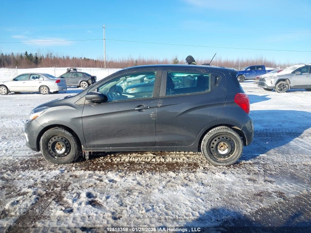KL8CC6SA5HC838525 Chevrolet Spark 1lt Manual