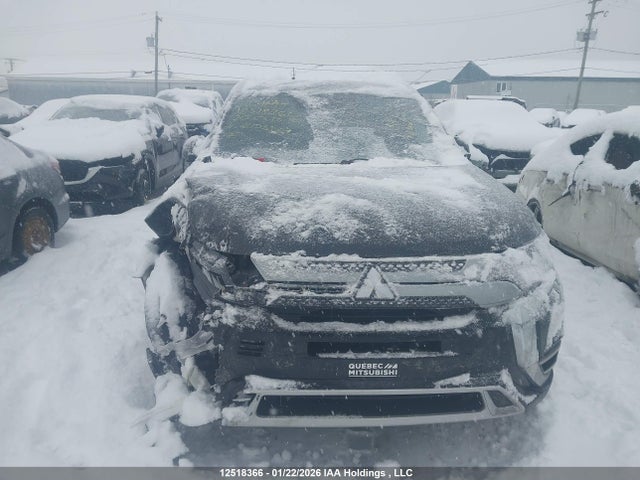 12518366 :رقم المزاد ، JA4J24A50LZ605579 vin ، 2020 Mitsubishi Outlander Sel/gt/fe مزاد بيع